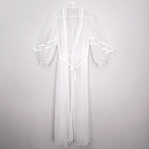 Miss Elaine Vintage Sheer Robe Peignoir